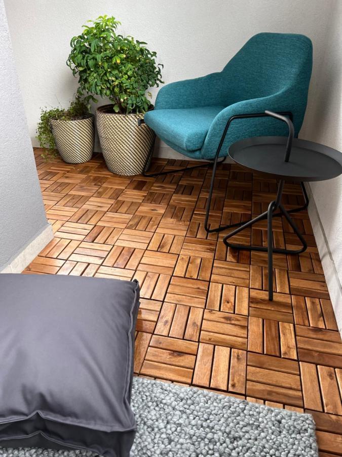 Astra Urban Garden Apartment, 2 Garage Parking Spaces ซาเกร็บ ภายนอก รูปภาพ